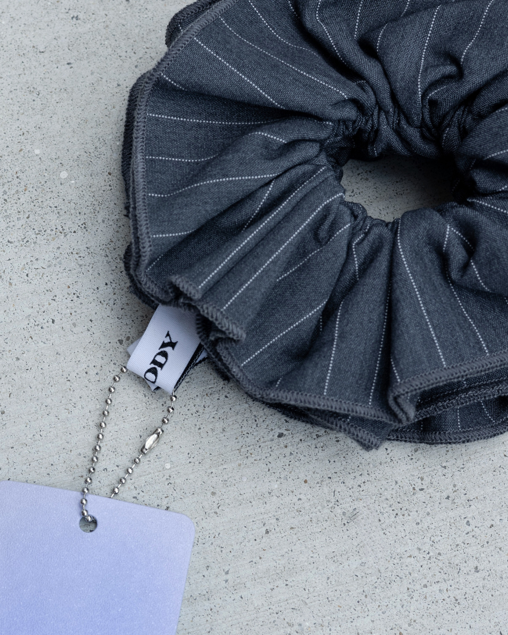 DOUBLE TIERED PINSTRIPE SCRUNCHIE